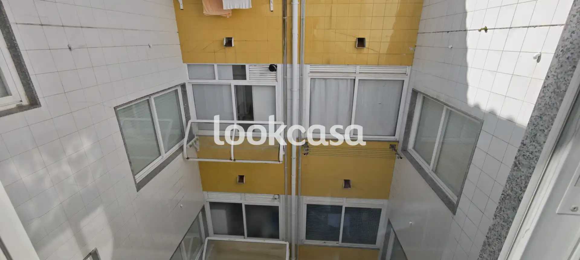 Vista exterior de Àtic en venda en Sanxenxo amb Calefacció, Parquet i Terrassa