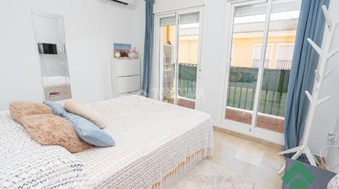 Foto 2 de Casa adosada en venda a C. Pinzon, El Rinconcillo, Cádiz