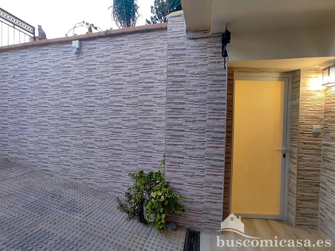 Vista exterior de Casa o chalet en venta en Linares con Aire acondicionado, Jardín privado y Terraza