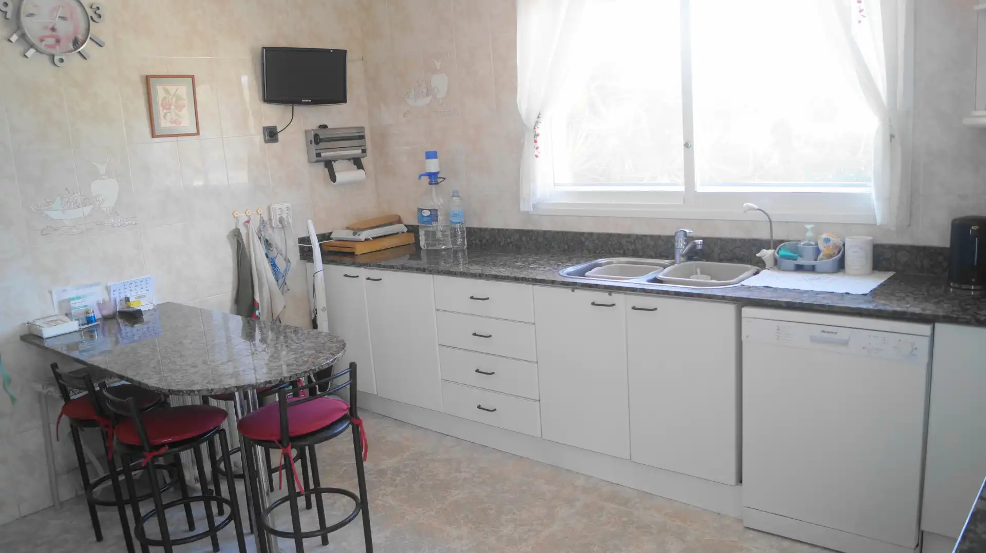 Küche von Haus oder Chalet zum Verkauf in L'Ametlla del Vallès mit Klimaanlage, Heizung und Privatgarten