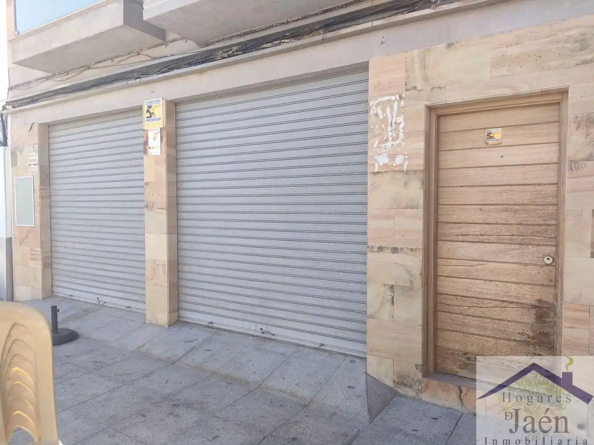 Local comercial en venda a Villanueva de la Reina