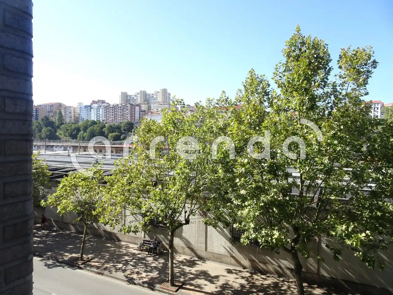 Vista exterior de Pis de lloguer en Santander amb Calefacció