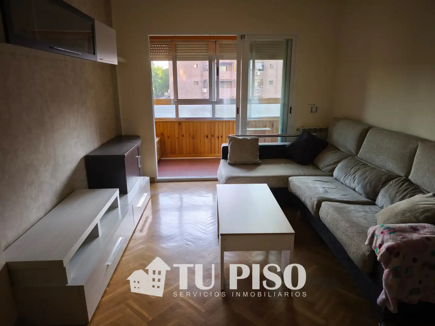 Sala de estar de Piso en venta en Fuenlabrada con Calefacción, Parquet y Terraza