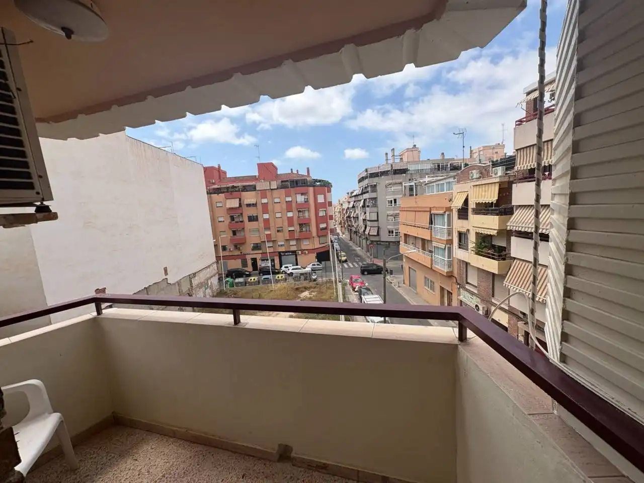 Vista exterior de Pis en venda en Alicante / Alacant amb Aire condicionat i Balcó