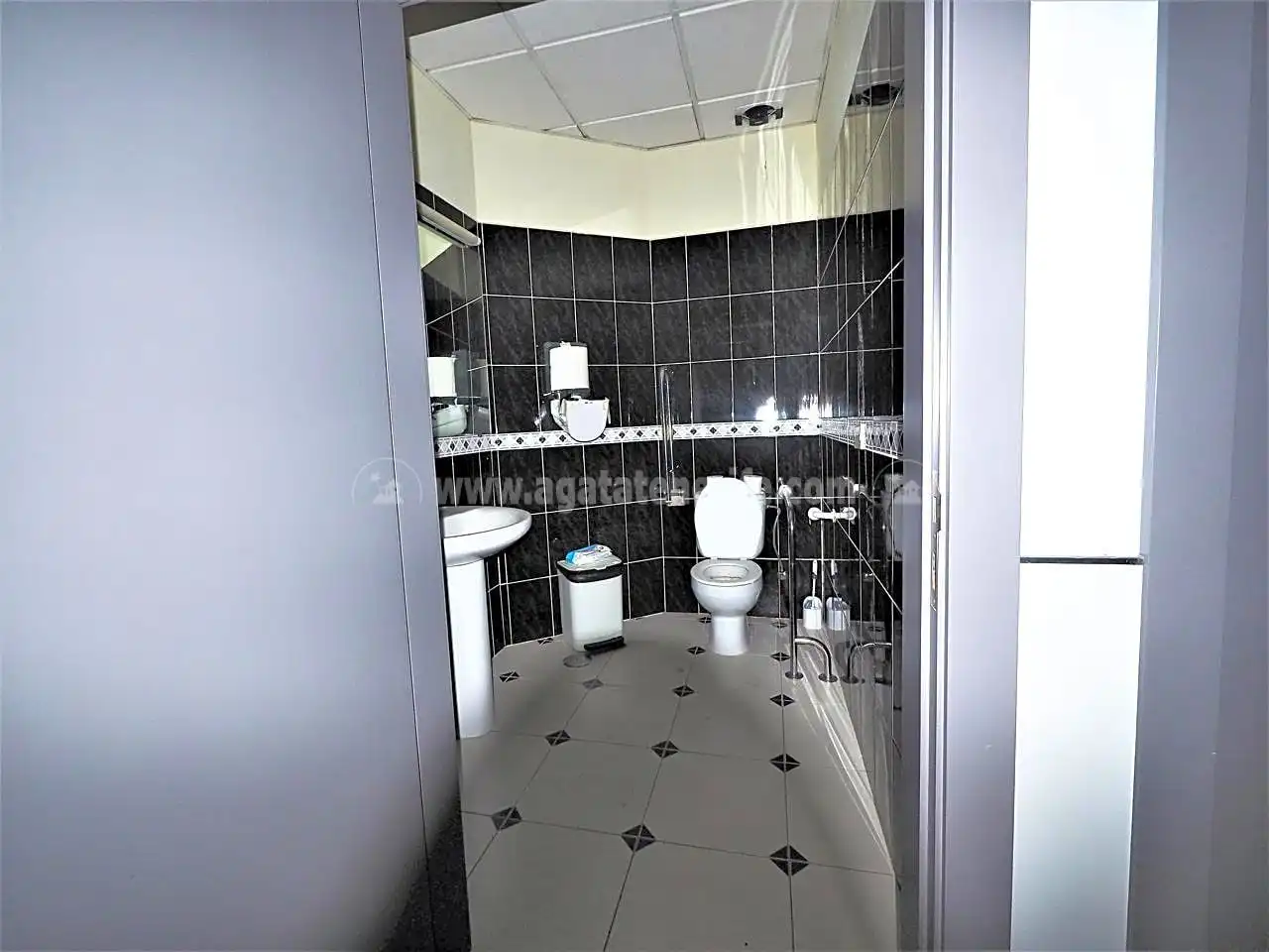 Bathroom of Office for sale in Icod de los Vinos