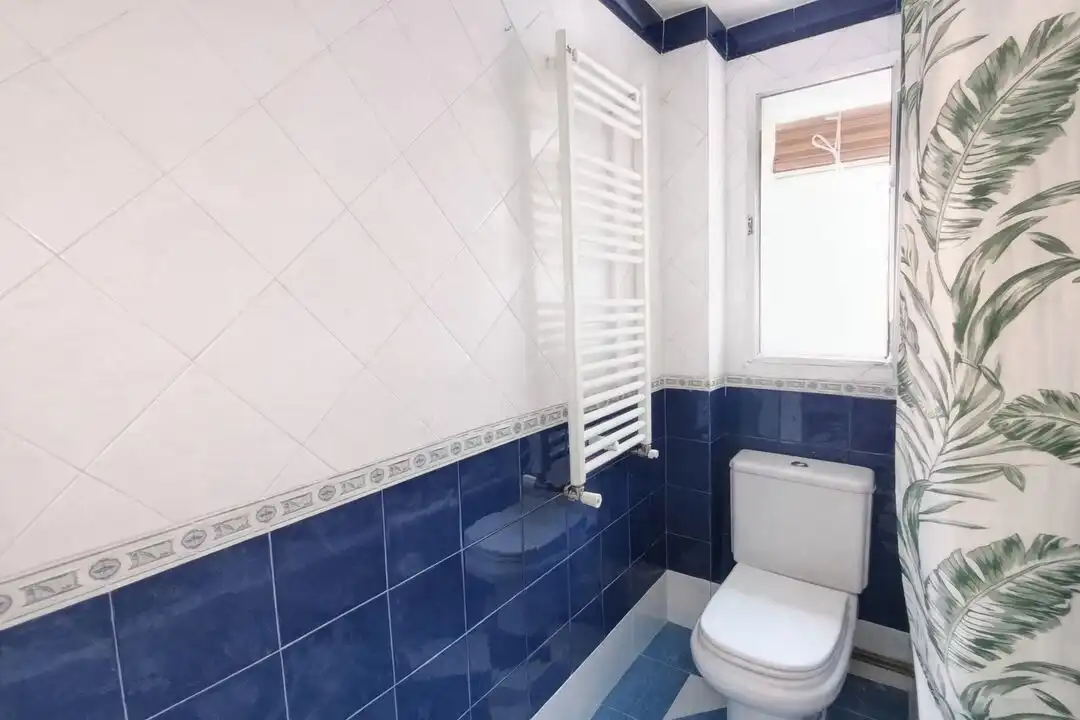 Bathroom of Flat for sale in Alcorcón  with Air Conditioner, Heating and Terrace