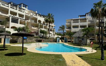 Vista exterior de Apartament en venda en Manilva amb Aire condicionat i Terrassa