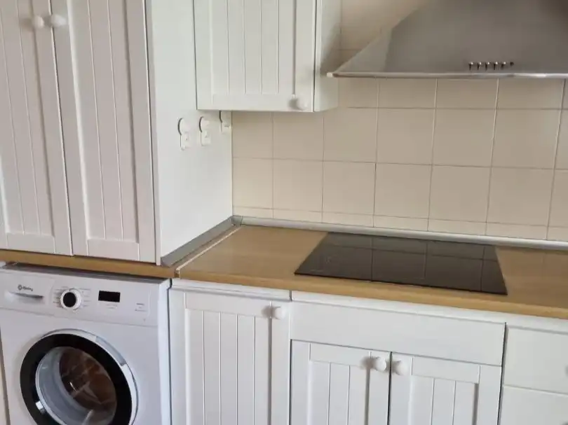 Kitchen of Flat for rent in  Sevilla Capital  with Air Conditioner, Terrace and Balcony