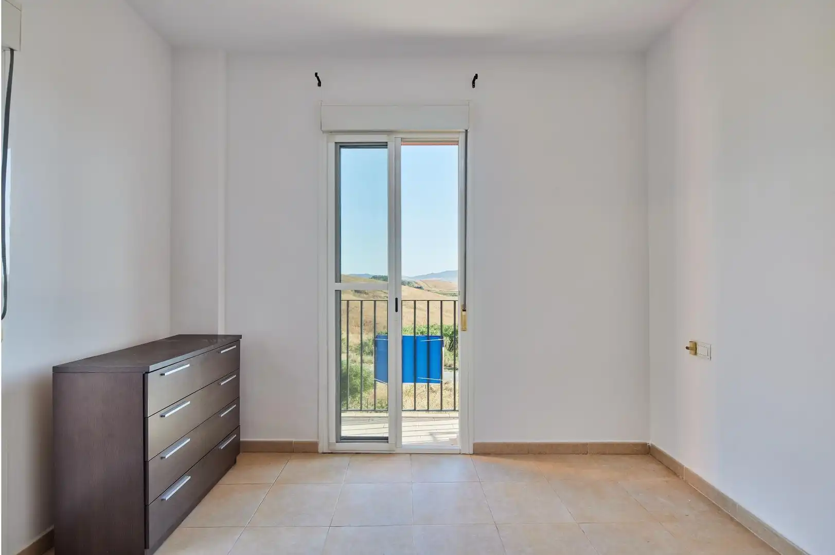 Habitación de Casa adosada en venta en Medina Sidonia con Terraza, Balcón y Alarma