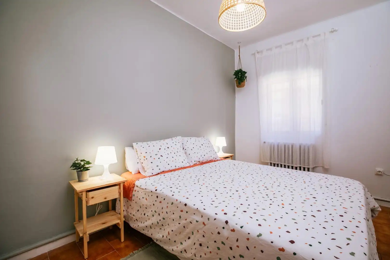 Schlafzimmer von Wohnung zum Verkauf in Sabiñánigo mit Heizung, Abstellraum und Möbliert