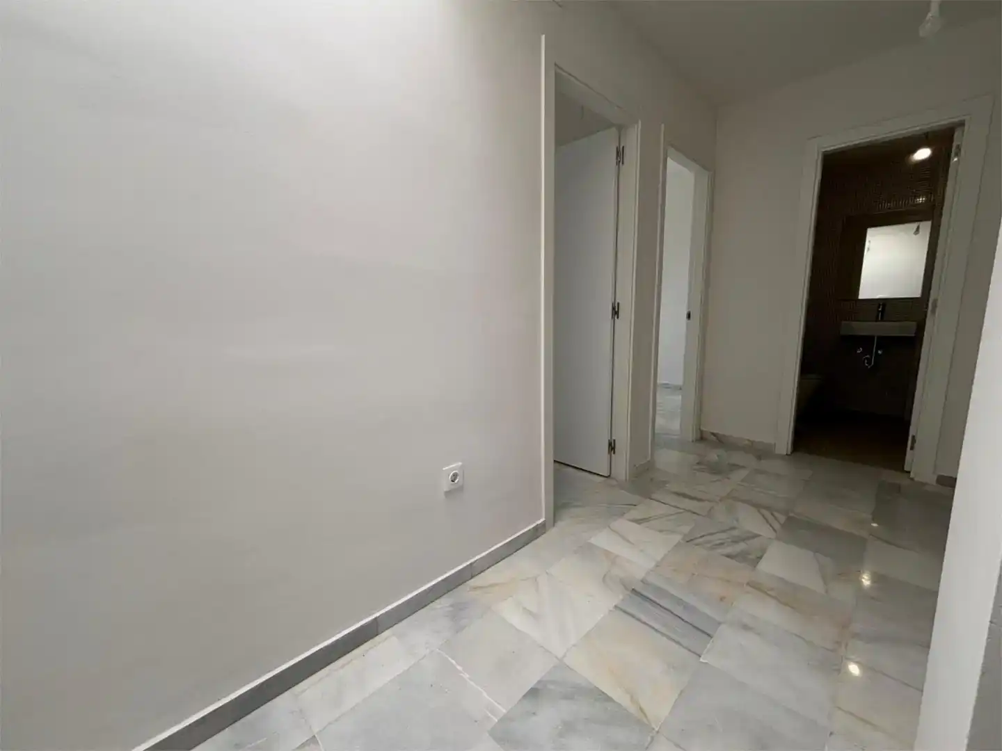 Casa o xalet en venda en Castilleja de la Cuesta amb Aire condicionat