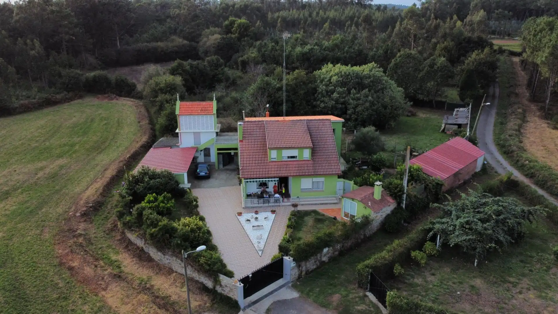 Chalet con jardín en venta en Malpica de Bergantiños