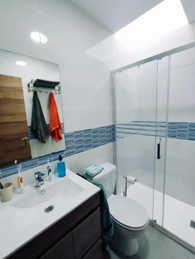 Bany de Casa o xalet en venda en Castellón de la Plana / Castelló de la Plana amb Aire condicionat, Terrassa i Traster
