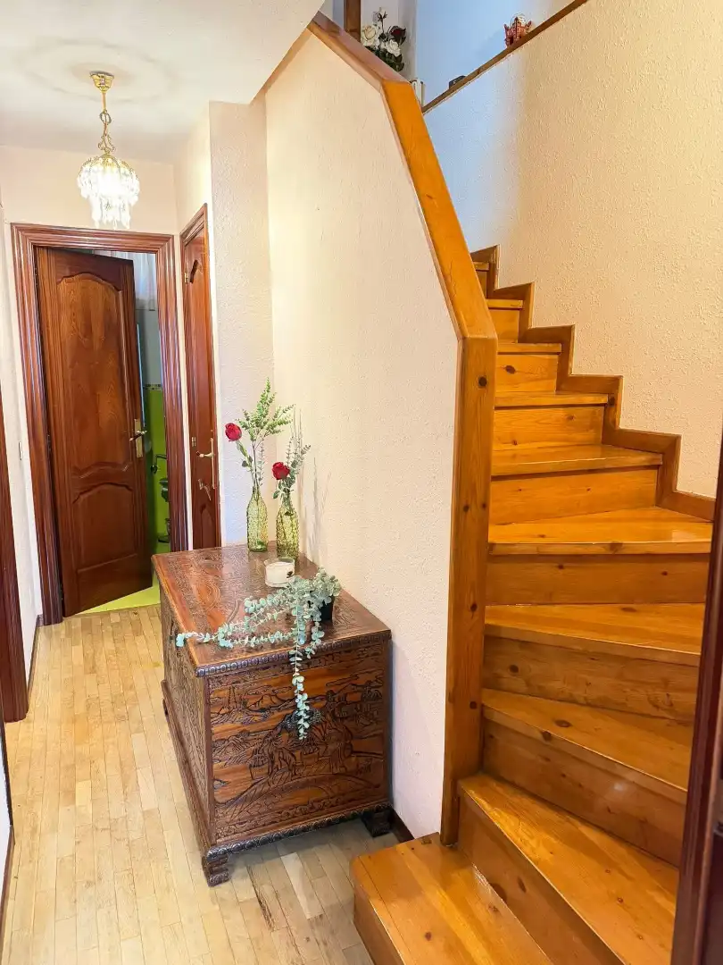 Dúplex en venta en Corvera de Asturias con Calefacción, Parquet y Trastero