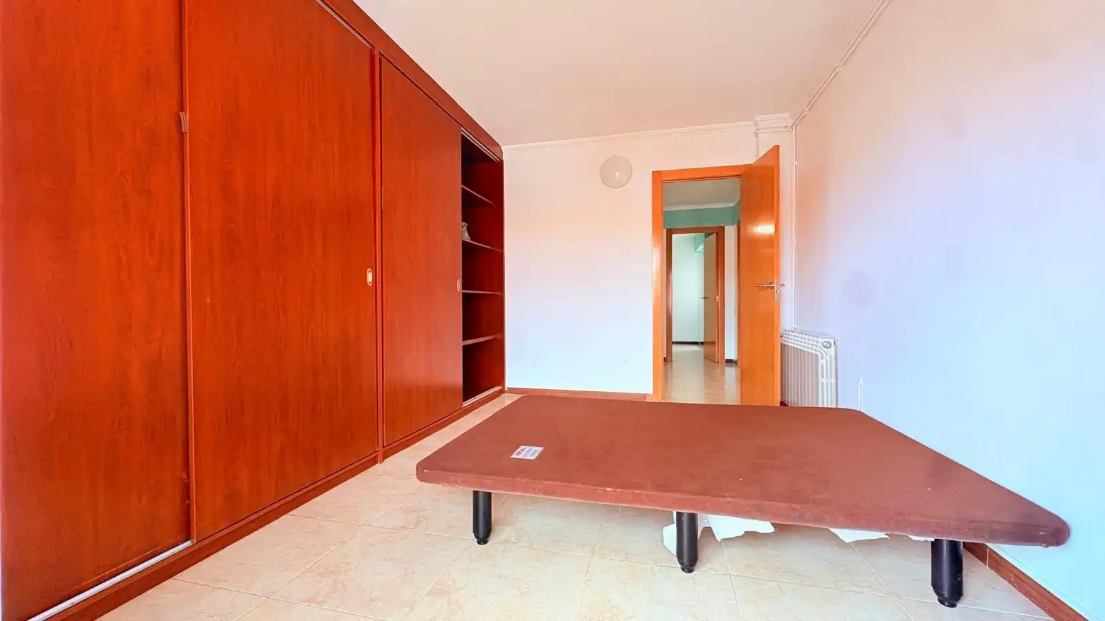 Habitación de Piso en venta en Castellar del Vallès con Calefacción y Terraza