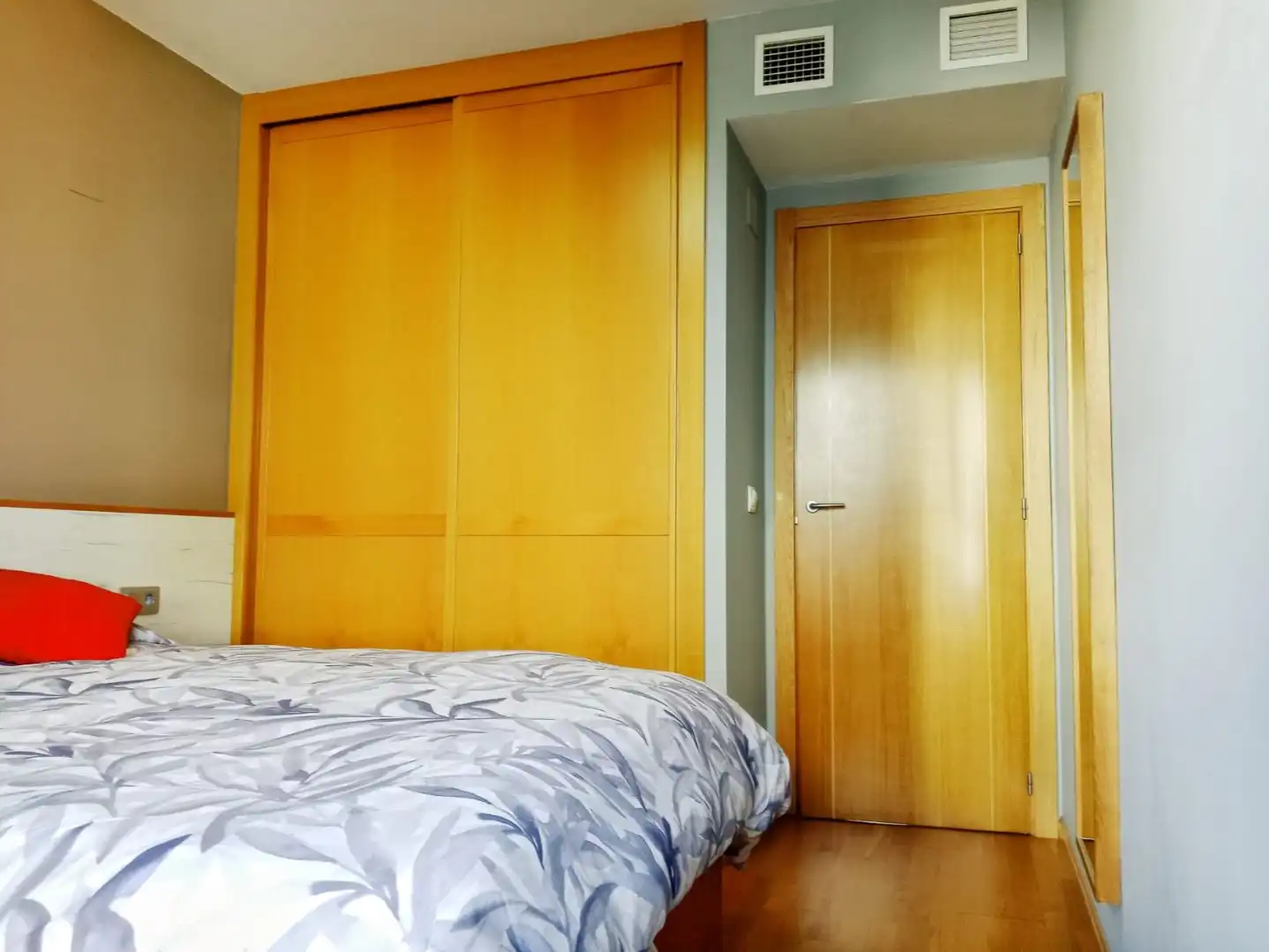 Habitación de Ático en venta en  Zaragoza Capital con Aire acondicionado y Terraza