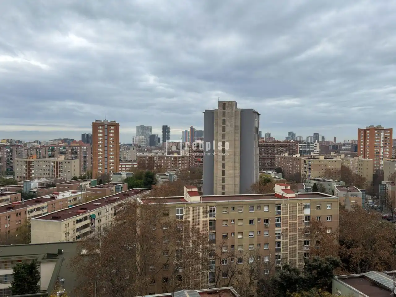 Piso en venta en La Verneda i la Pau