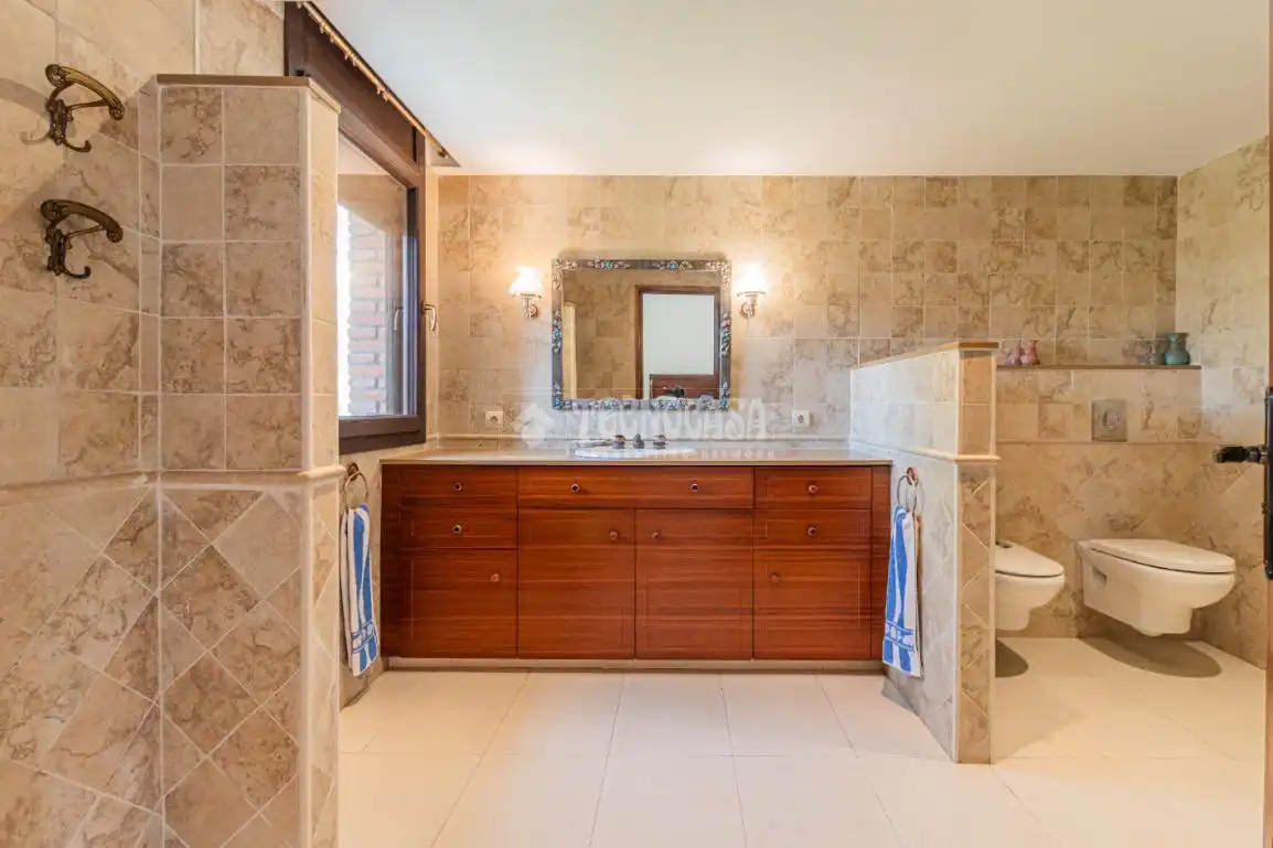 Baño de Casa o chalet en venta en Sant Cugat del Vallès con Aire acondicionado y Terraza