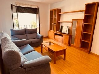 Wohnzimmer von Wohnung zur Miete in Valverde de la Virgen mit Heizung, Parkett und Möbliert