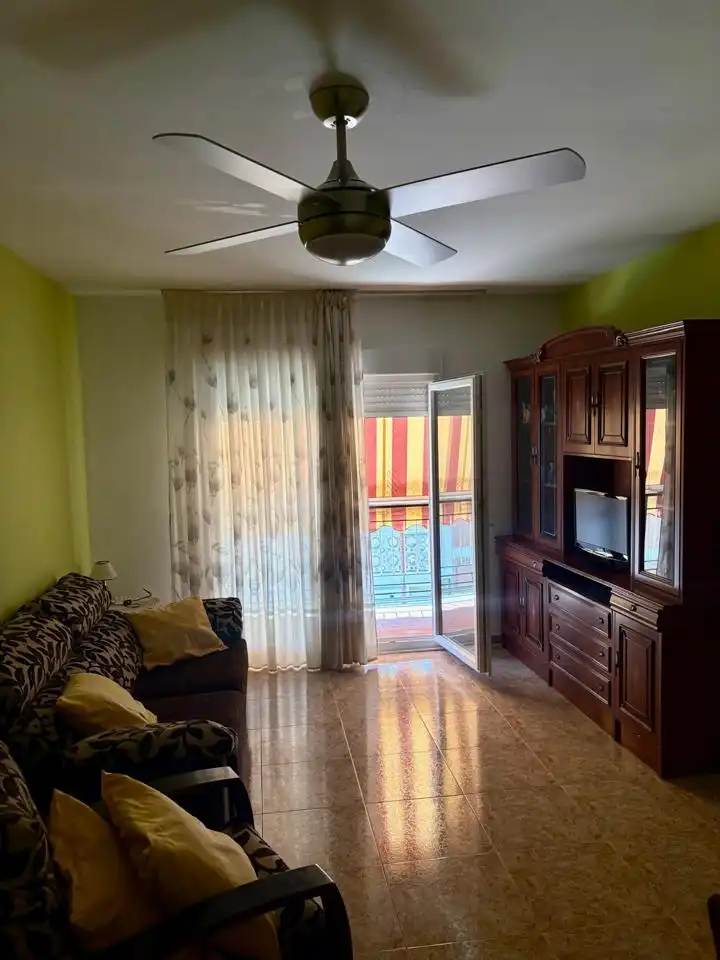 Sala de estar de Piso de alquiler en Plasencia con Terraza y Amueblado