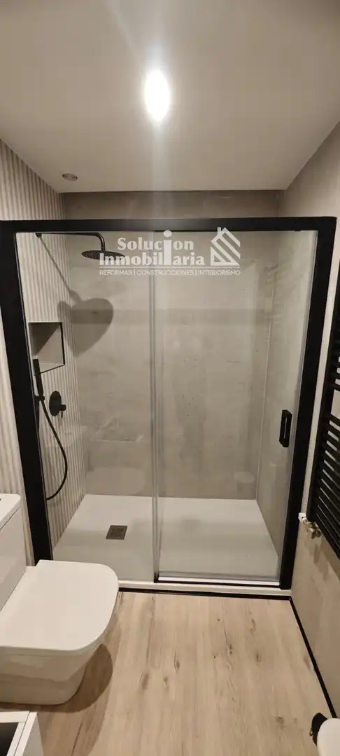Baño de Apartamento en venta en Salamanca con Calefacción y Trastero