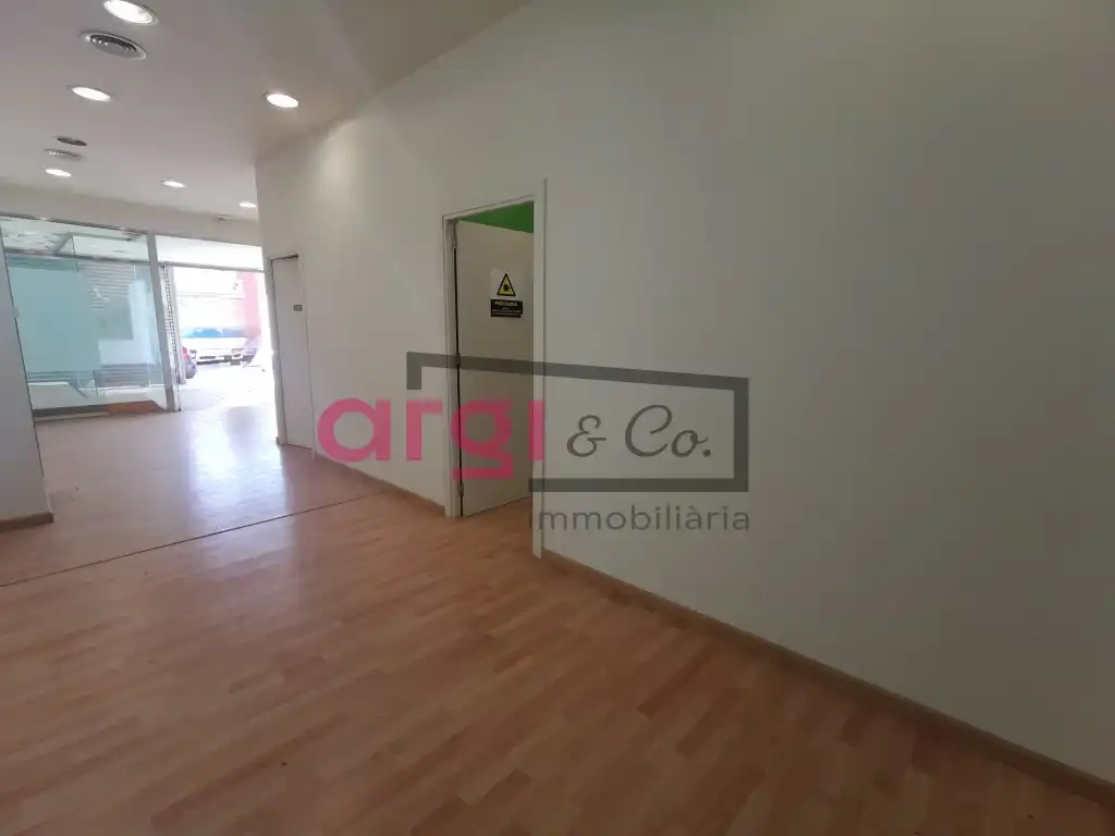 Local comercial de lloguer a La Roureda, imagen 16