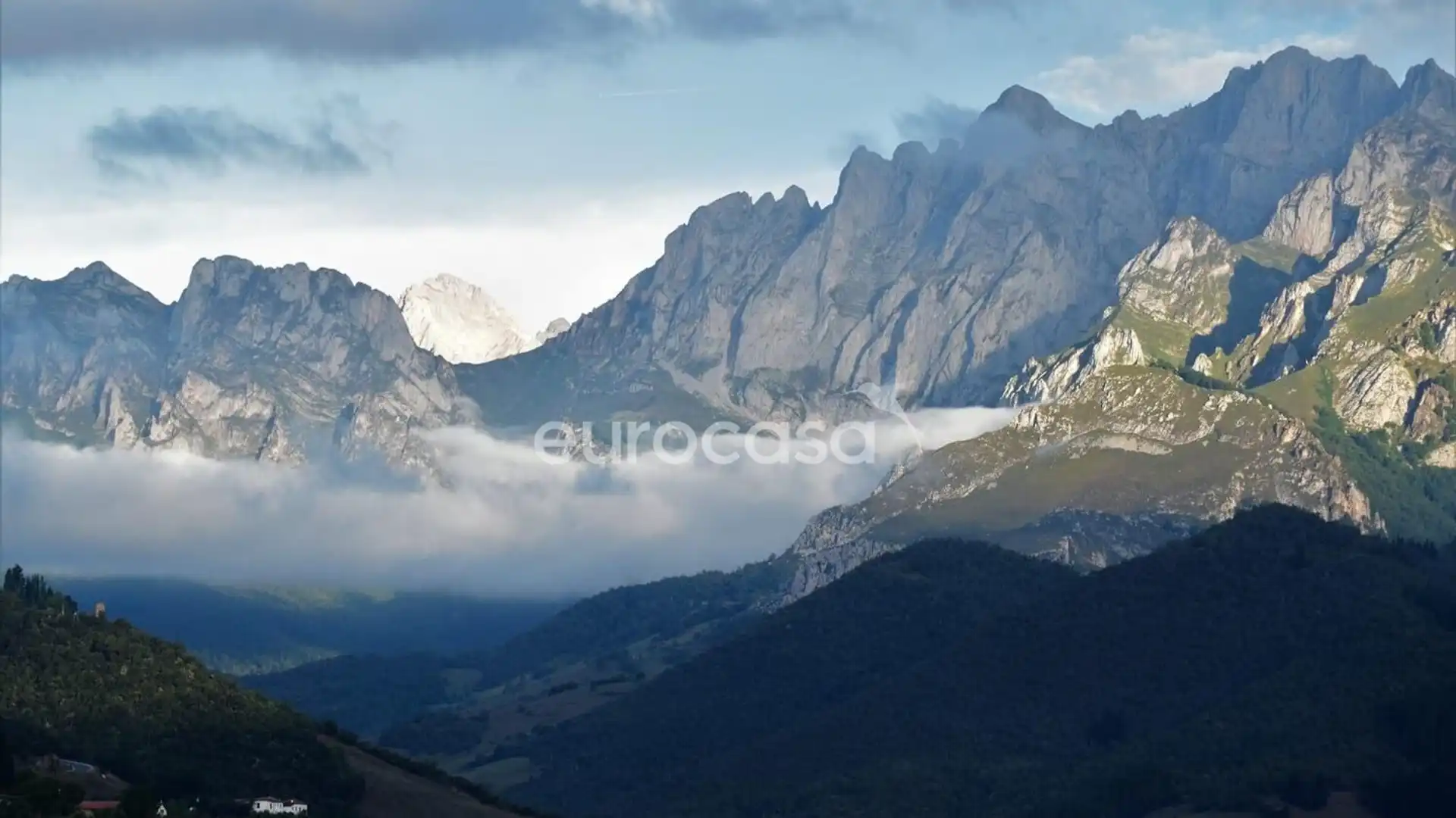 Exterior view of Houses for sale in Cillorigo de Liébana