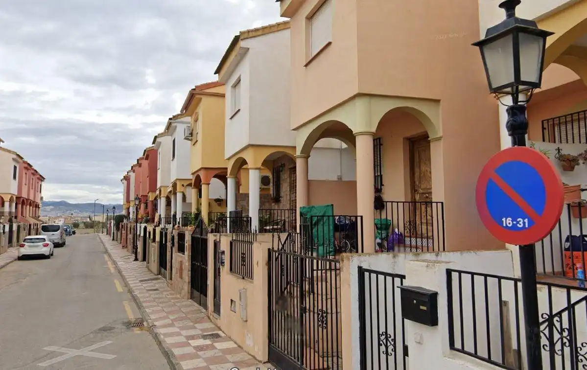 Vista exterior de Casa o chalet en venta en Cúllar Vega