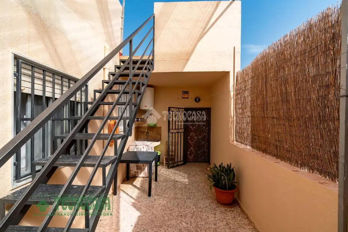 Terrassa de Casa o xalet en venda en El Ejido