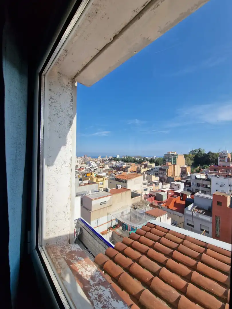 Vista exterior de Piso en venta en Badalona con Trastero, Horno y Balcón
