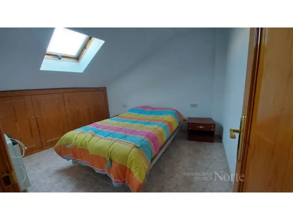 Schlafzimmer von Maisonette zur Miete in Cobeña
