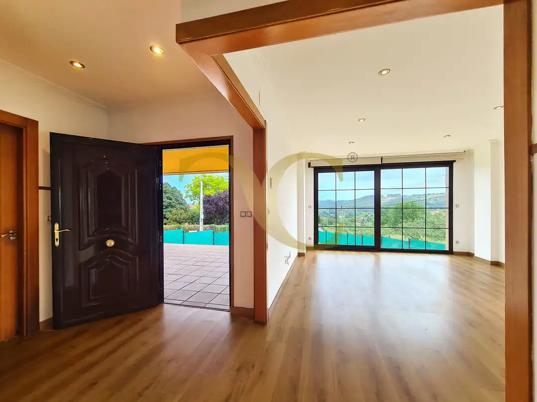 Casa o chalet en venta en Gijón  con Calefacción, Jardín privado y Balcón