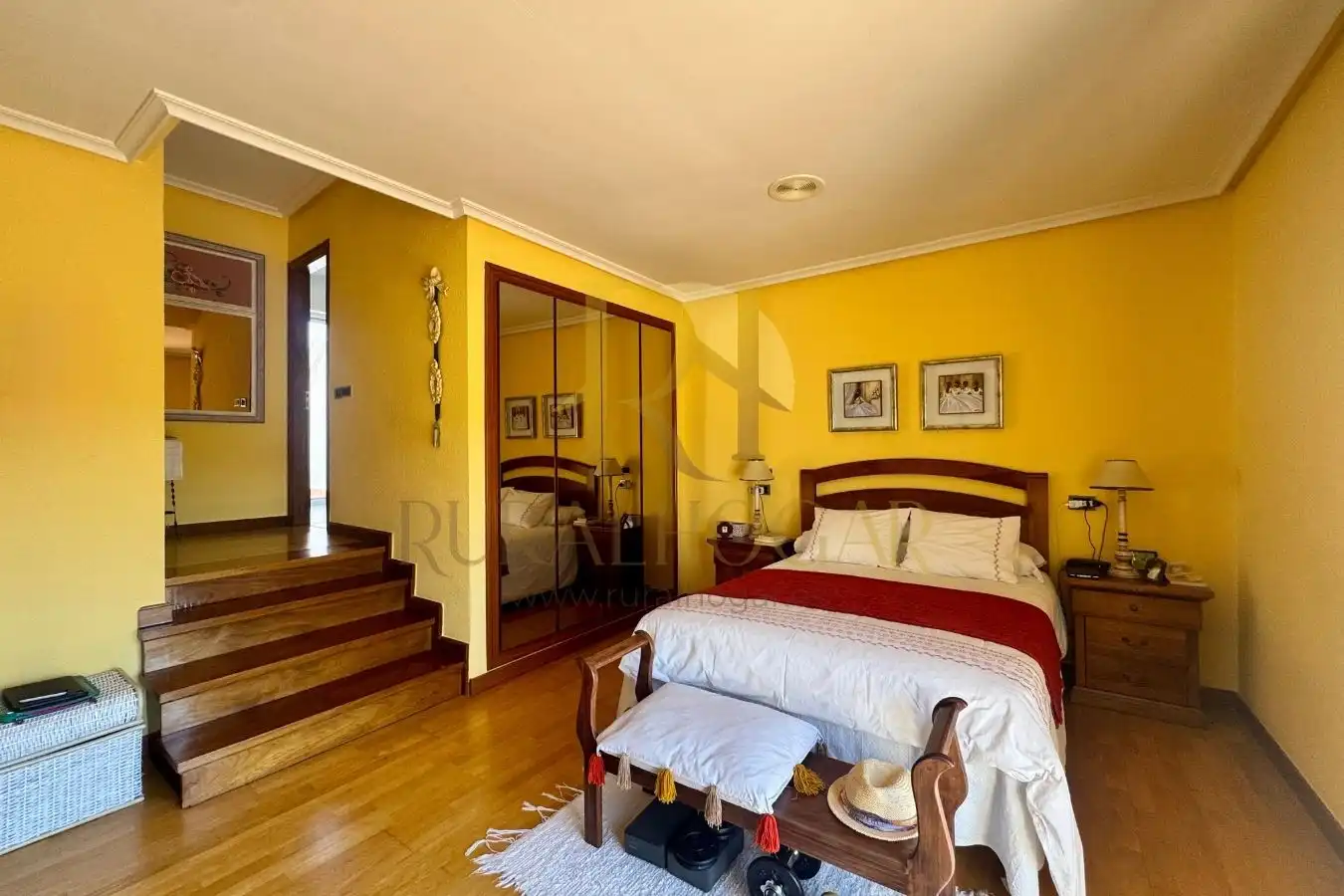 Habitación de Casa o chalet en venta en Santovenia de la Valdoncina con Calefacción, Jardín privado y Parquet