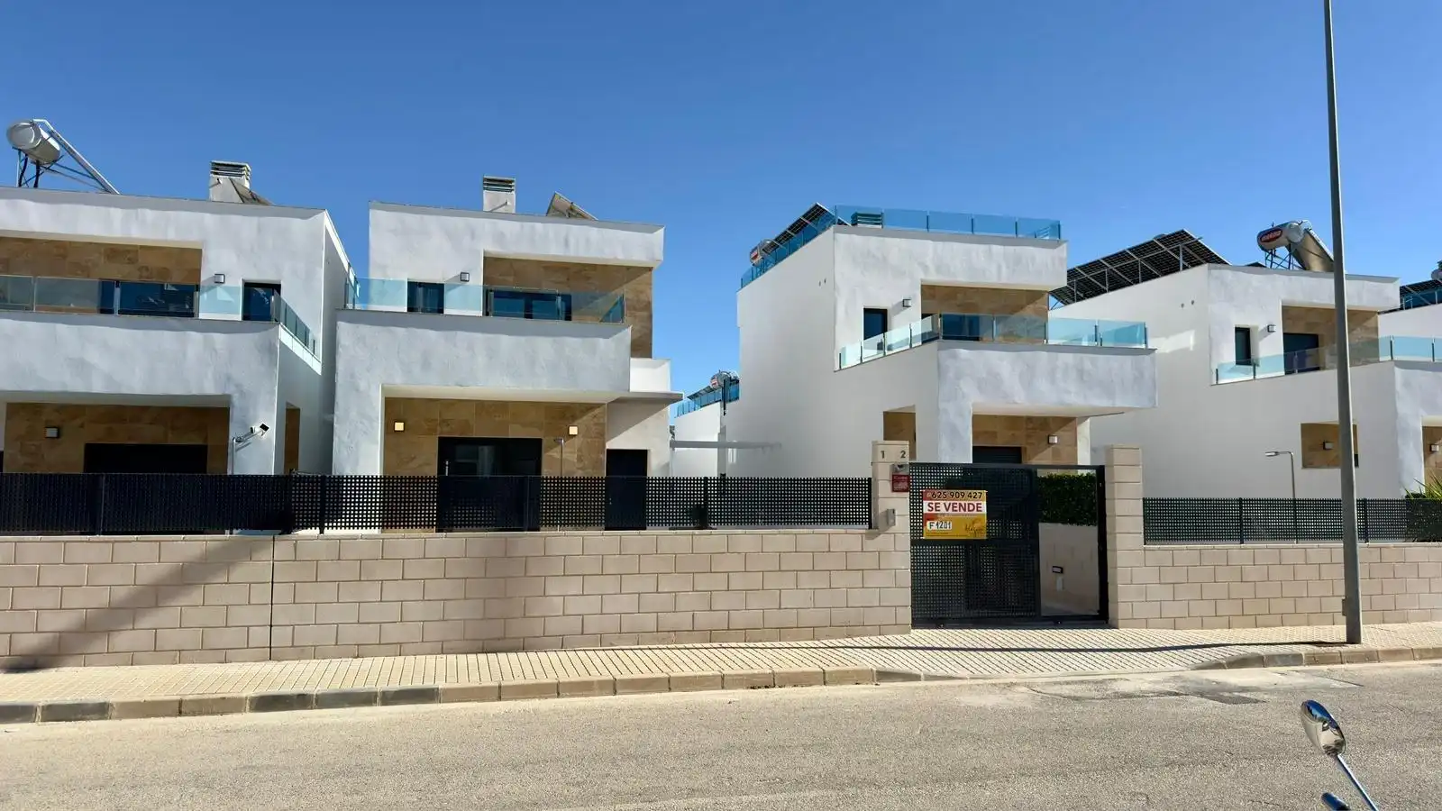Chalet con terraza en venta en Calle Milan, imagen 24