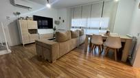 Sala d'estar de Casa o xalet en venda en Piera amb Aire condicionat i Terrassa