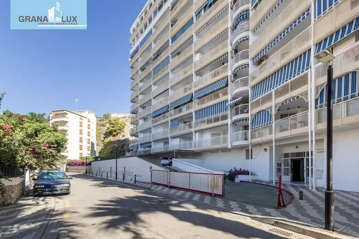 Vista exterior de Pis en venda en Almuñécar amb Terrassa i Traster