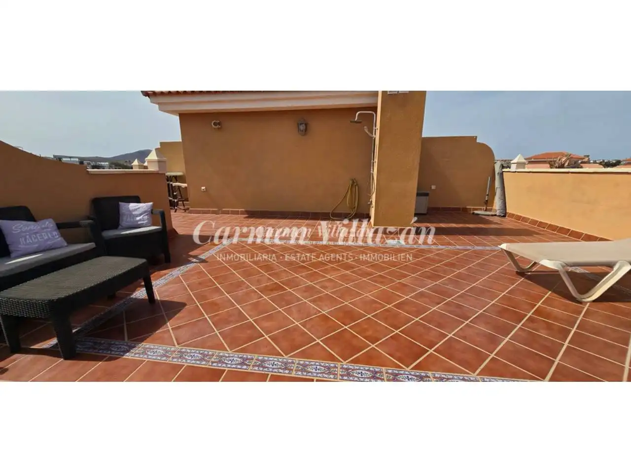 Terraza de Apartamento en venta en Antigua con Amueblado, Balcón y Piscina comunitaria