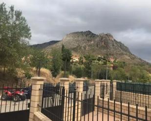 Vista exterior de Casa o xalet en venda en Poza de la Sal amb Calefacció, Jardí privat i Terrassa