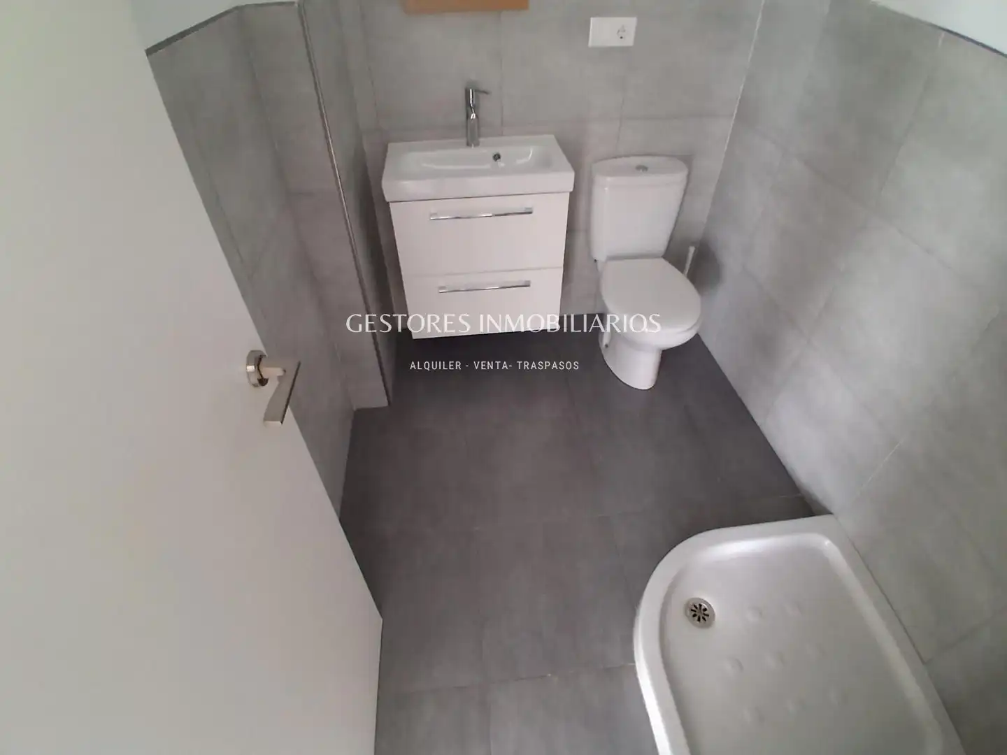 Bathroom of Flat for sale in Alcoy / Alcoi  with Heating