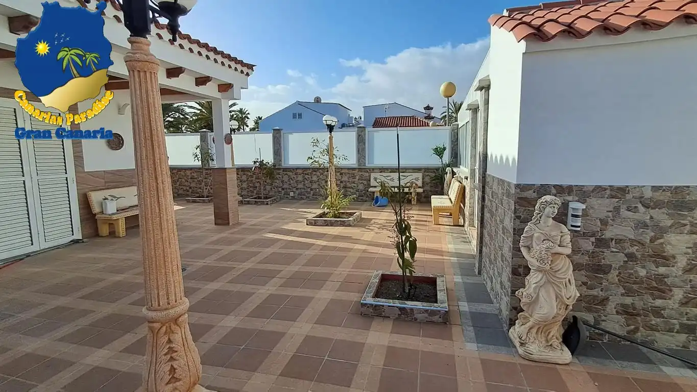 Terrassa de Casa o xalet en venda en San Bartolomé de Tirajana amb Aire condicionat, Terrassa i Moblat
