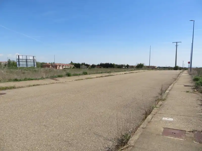 Residencial en venta en Chozas de Abajo