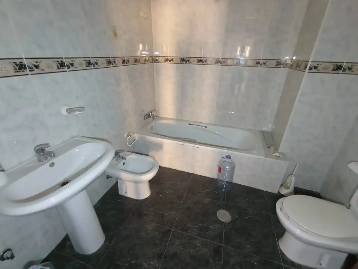 Local comercial en venda a Calle de Don Víctor Peñasco, imagen 3