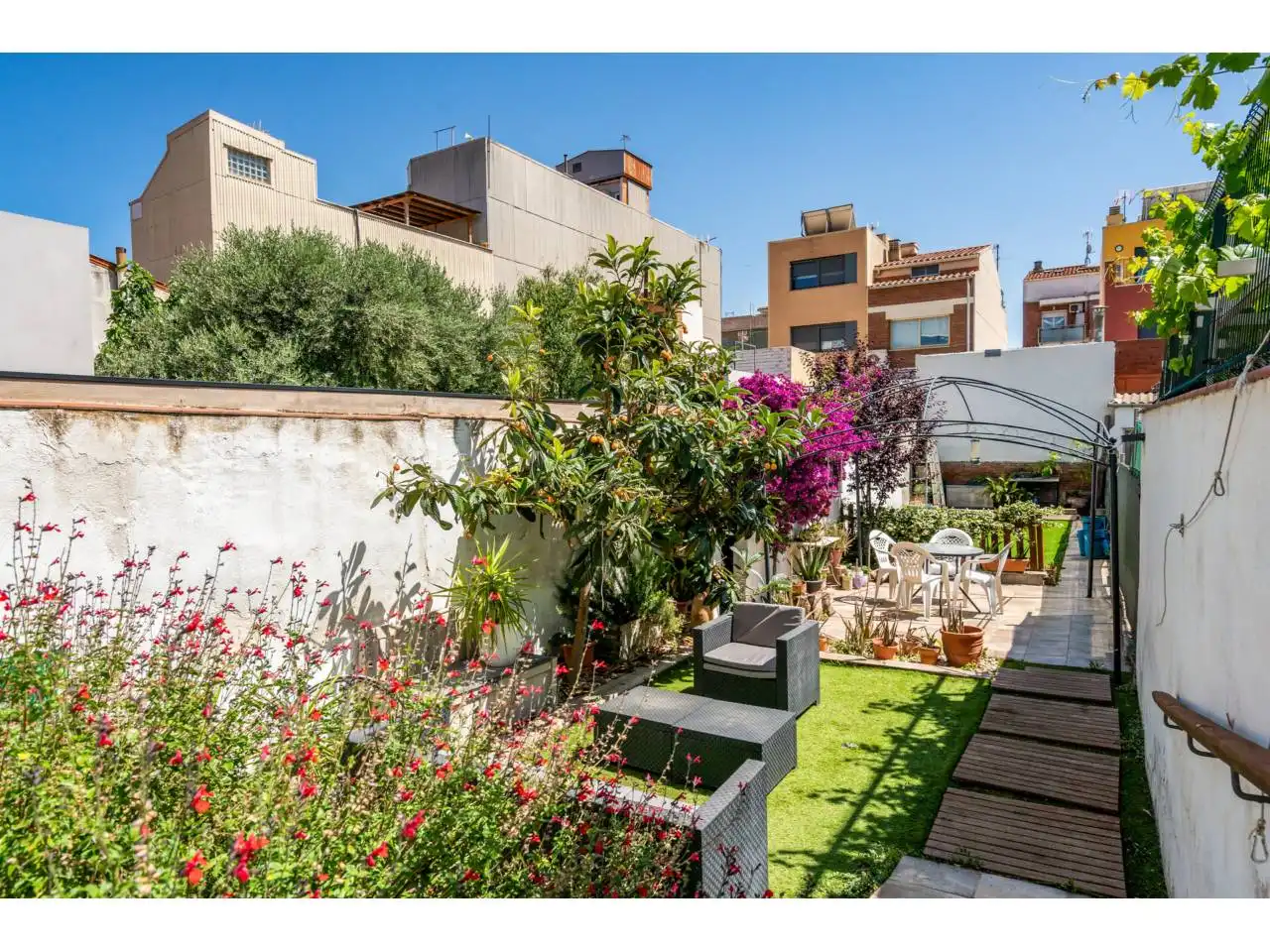 Houses for sale in Calle Ample, Sant Pere Nord