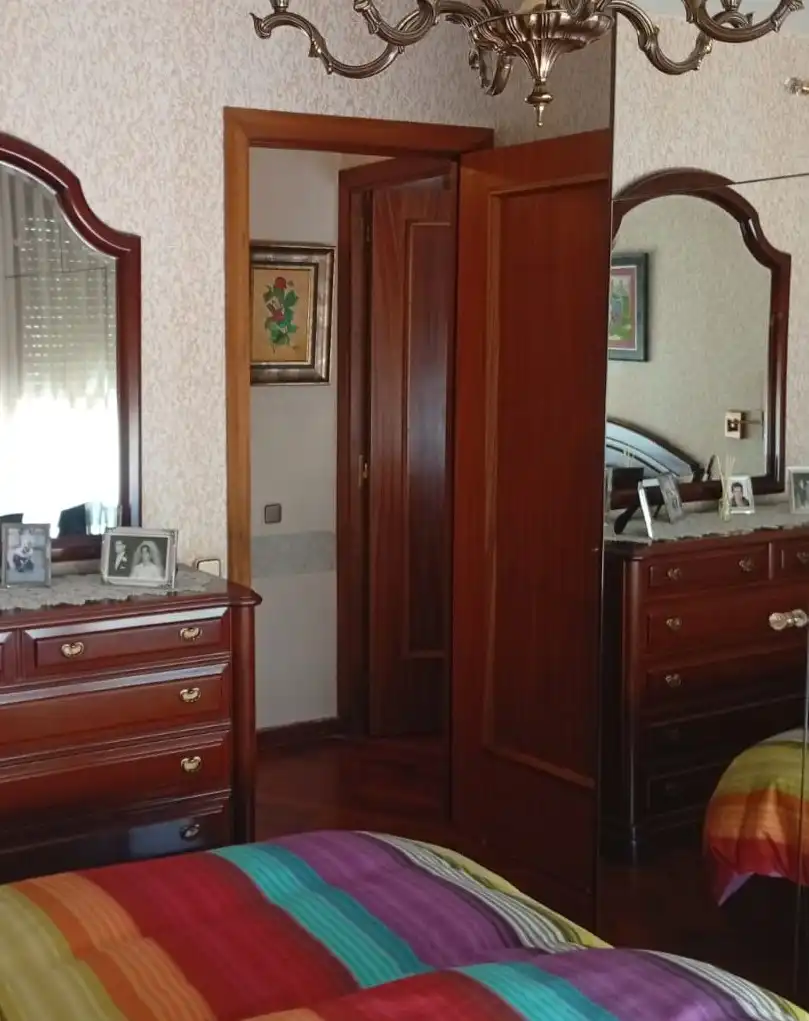 Bedroom of Attic for sale in Oviedo   with Heating, Parquet flooring and Terrace