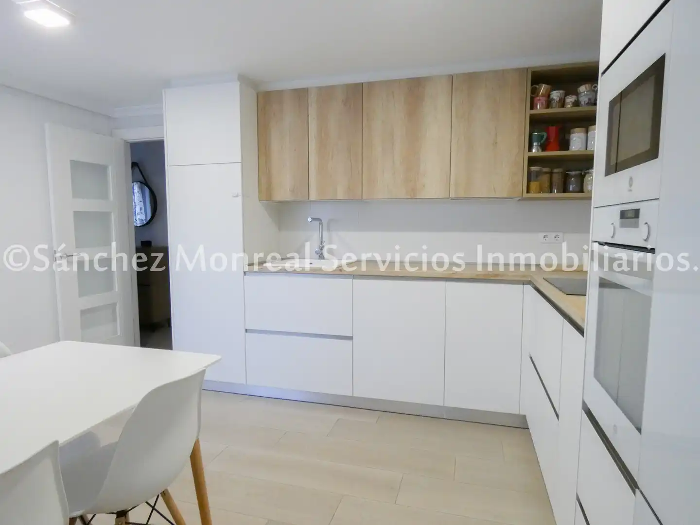 Cocina de Casa o chalet en venta en Alcázar de San Juan con Aire acondicionado, Calefacción y Trastero