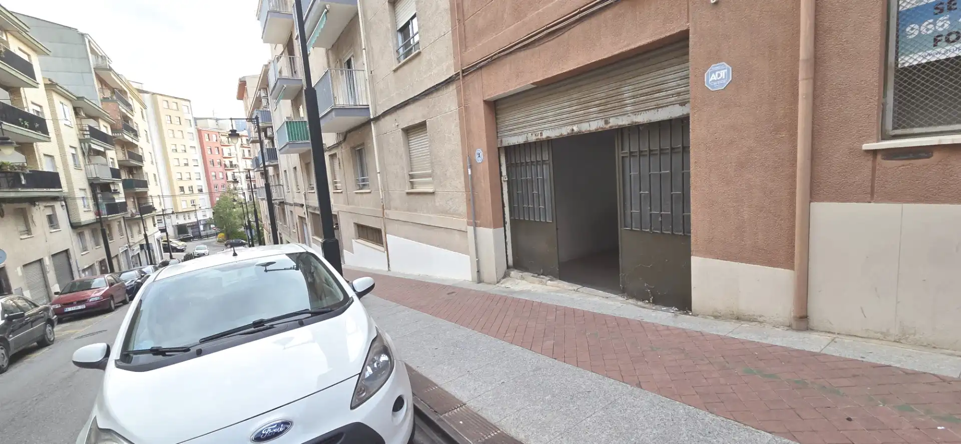 Locale commerciale in vendita a Centre - Zona Alta