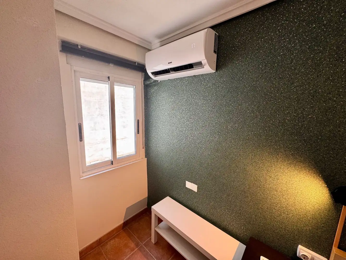 Habitación de Apartamento en venta en Sagunto / Sagunt con Aire acondicionado