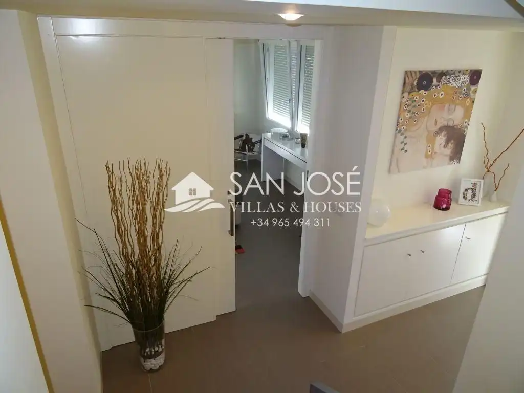 Houses for sale in Aspe  with Air Conditioner, Heating and Private garden