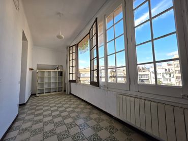 Pis amb ascensor en venda a Eixample