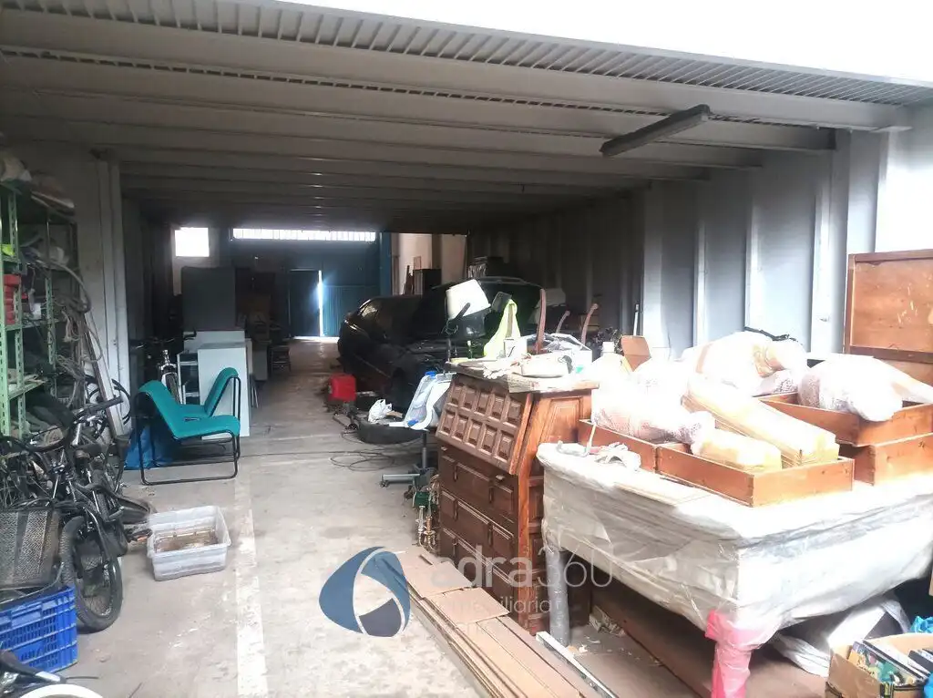 Local comercial en venta en Beneficiencia, imagen 2